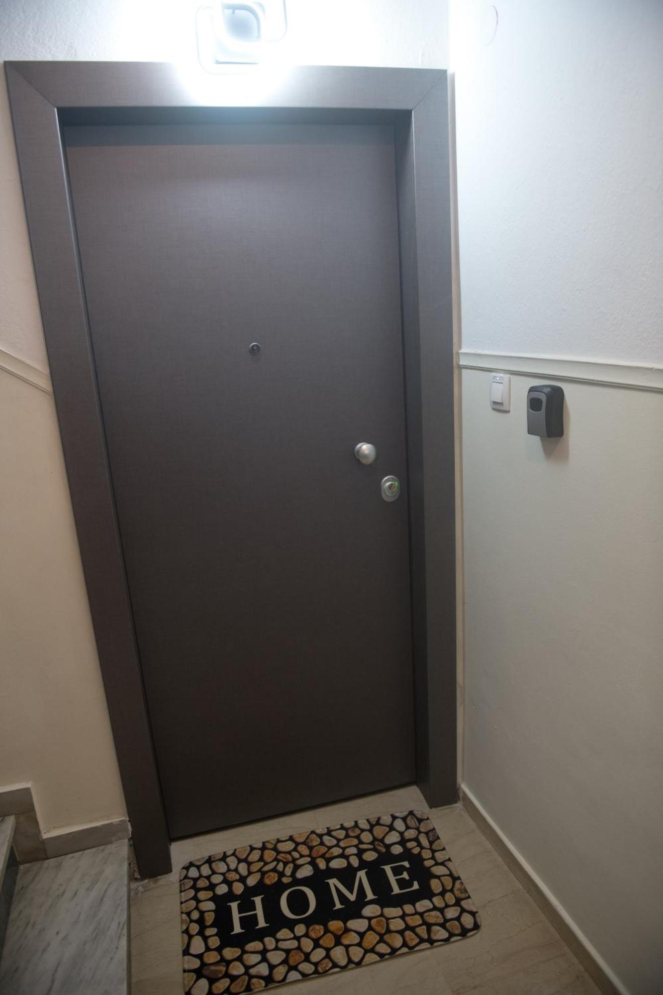 Markopoulosapartmentgrand